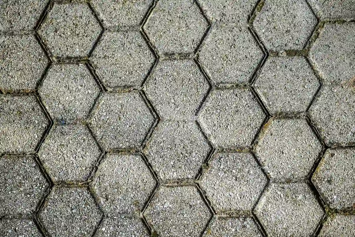 Paving Block Trihex